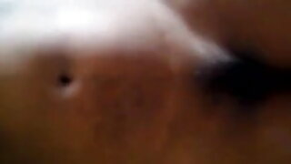 তার মাথার উপর একটি ফুলের সঙ্গে একটি উন্নত গাধা সঙ্গে একটি বান্ধবী মধ্যে একটি বাগানবাড়ি কালো মানুষ এক্সক্সক্স ভিডিও